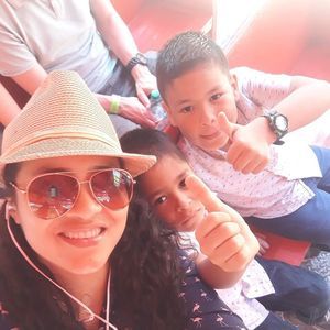 Meet your Posher, Flor alejandra